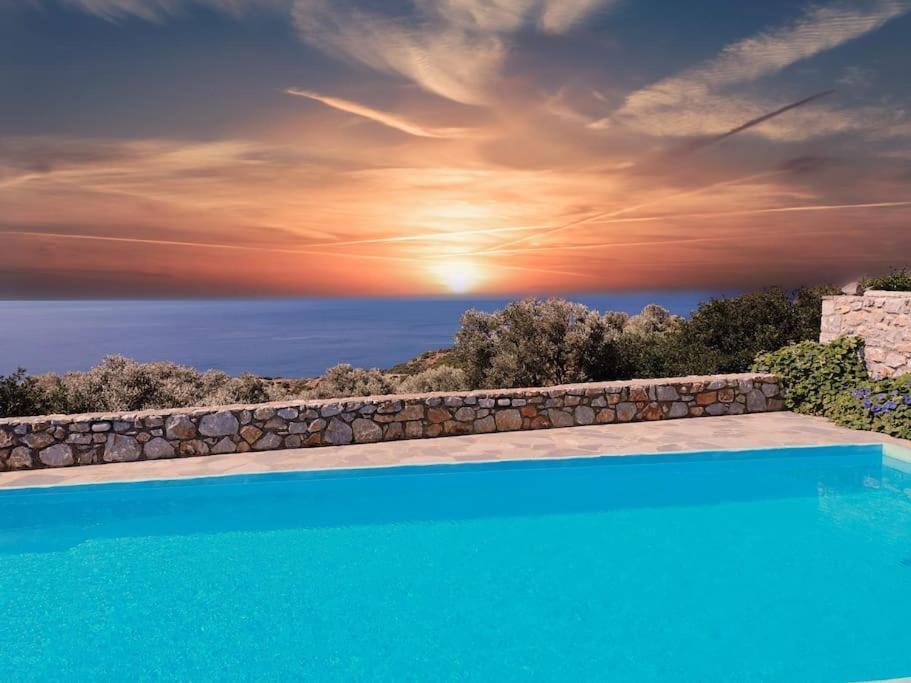 Villa Mavri Ruhige Private Pool Villa, Meerblick Ajía Paraszkeví Kültér fotó