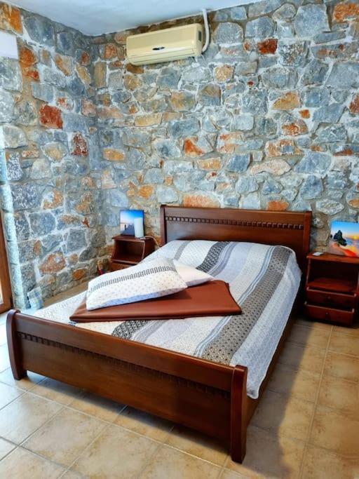 Villa Mavri Ruhige Private Pool Villa, Meerblick Ajía Paraszkeví Kültér fotó